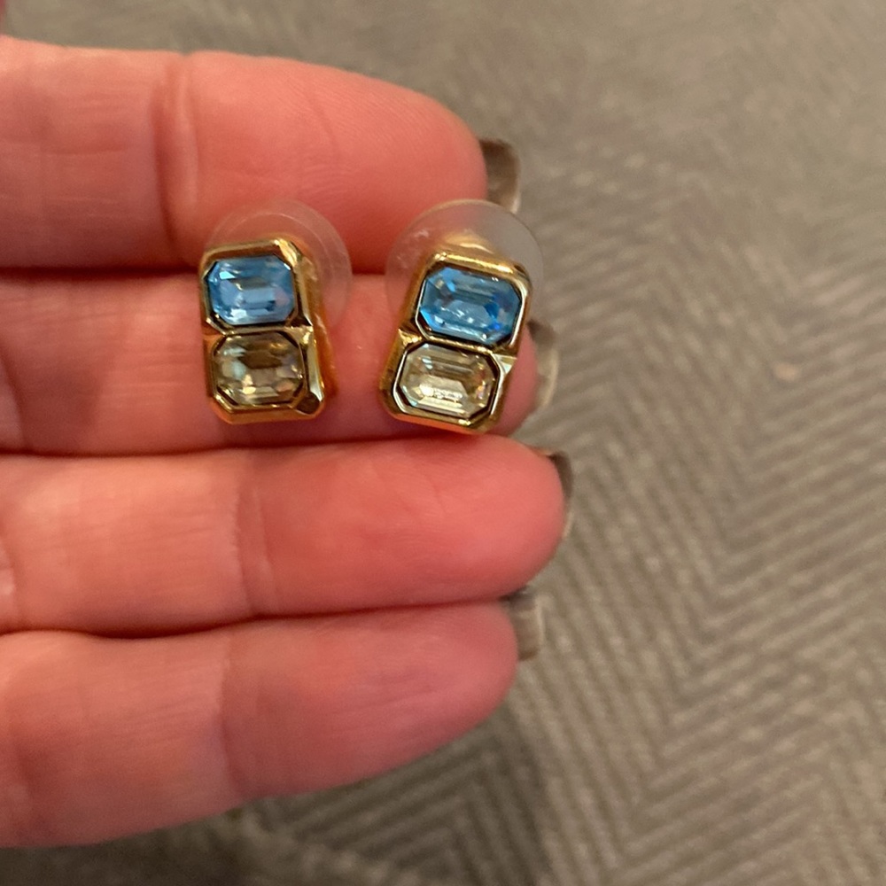 Earrings - Picture 3 of 3